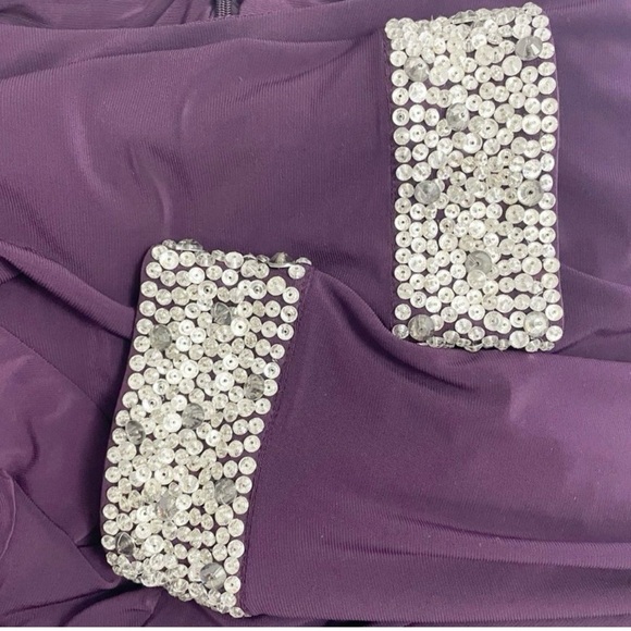 NWT Vince Camuto Cuff Ruched Jersey long Gown in Plum Purple Size 14 NEW - Picture 3 of 9